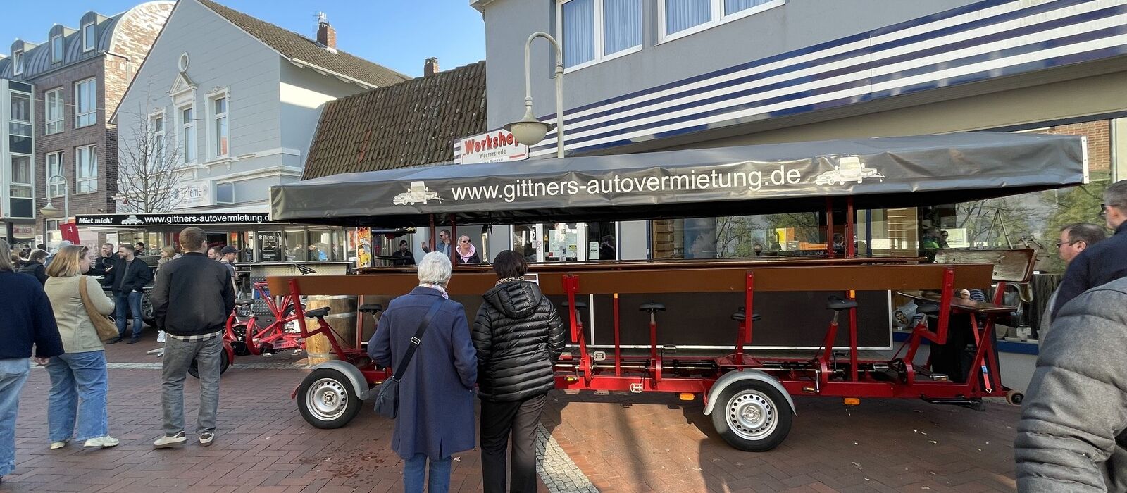 Autofrühling Westerstede: Großer Andrang beim Frühlingsevent